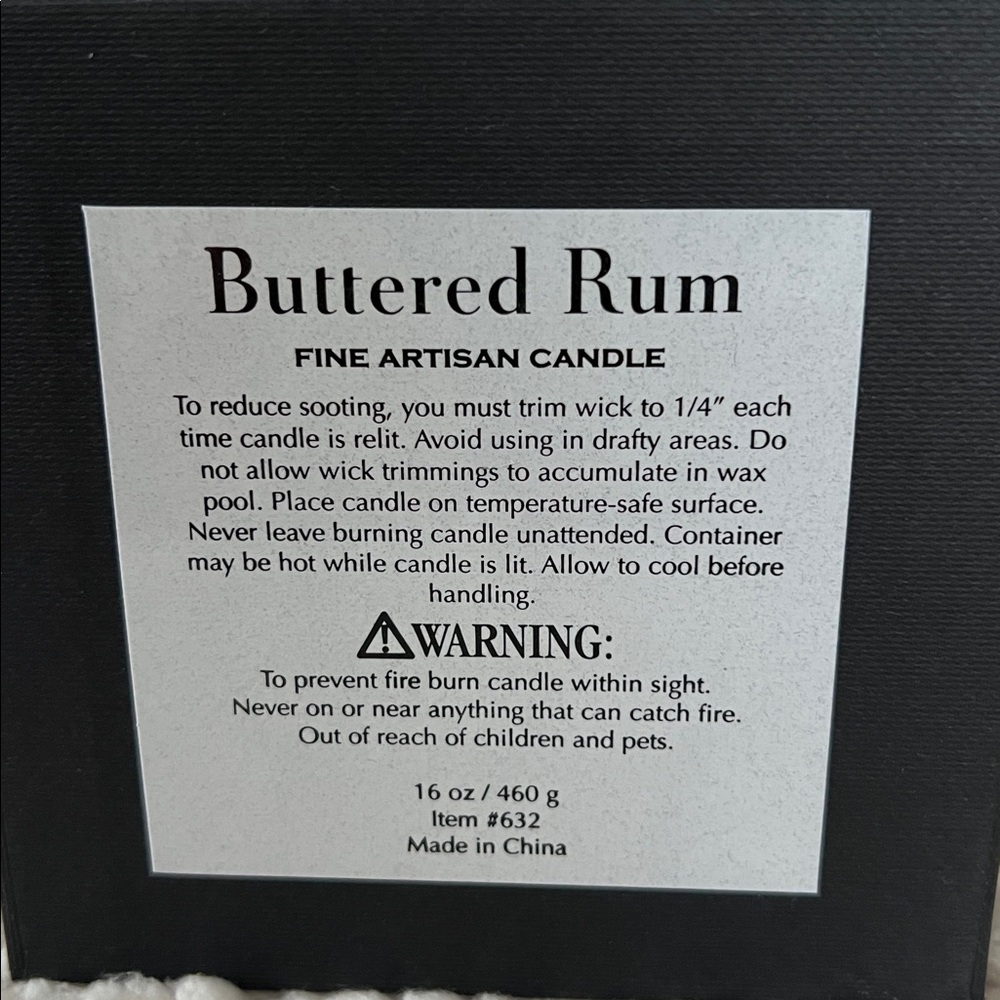 D.L. & Co Buttered Rum Scented Rare Botanical Candle. 16 oz - 2 wick - Picture 5 of 6